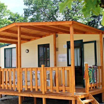 Campsites with indoor accommodation Campsites